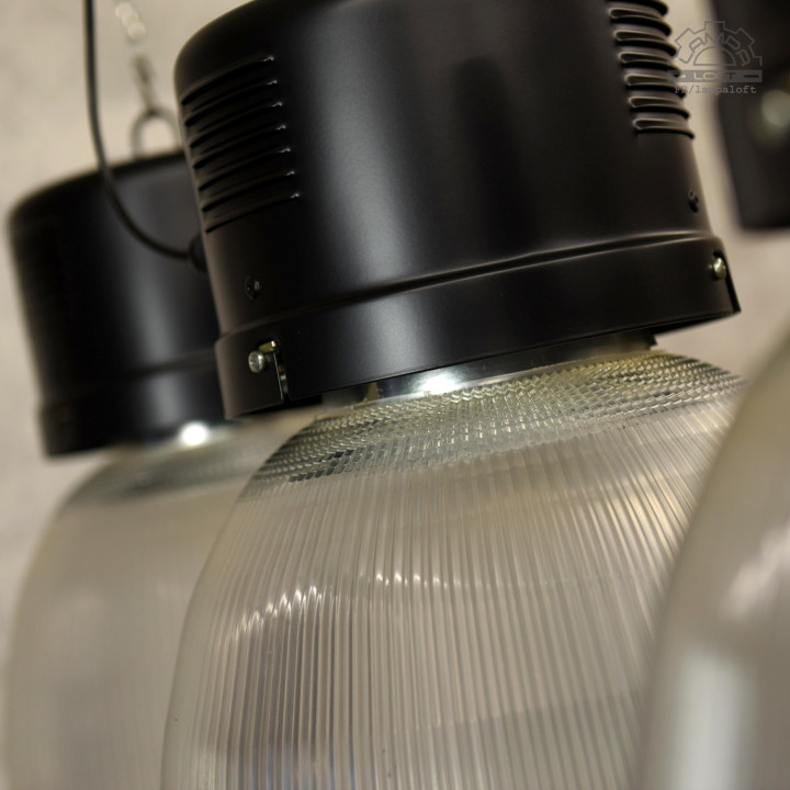 Włoskie lampy industrialne GEWISS