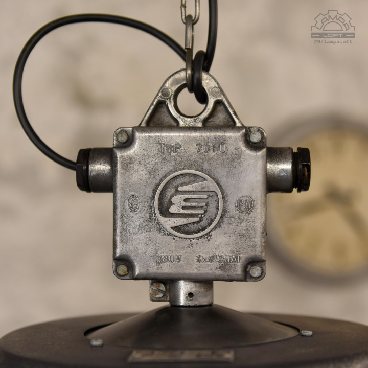 Ogromna lampy industrialne Elektrosvit z lat 60"