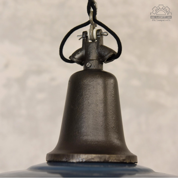 Lampa industrialna OŻk-1 z lat 50'