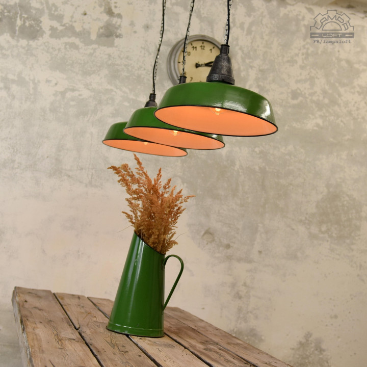 Emaliowane lampy industrialne z 67'