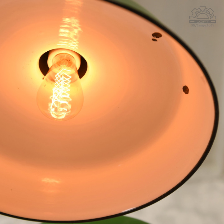 Emaliowane lampy industrialne z 67'