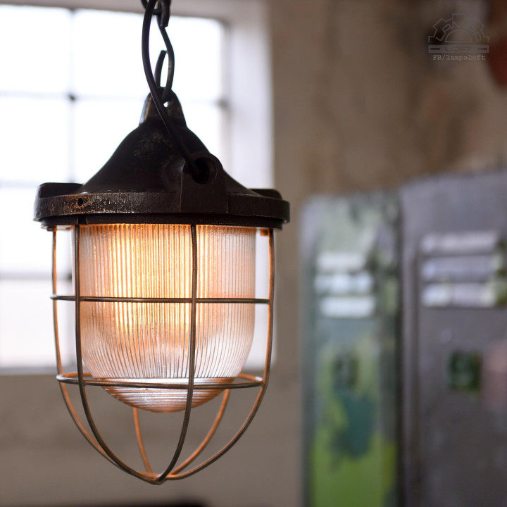 Lampa industrialna C-200 RWSO Sopot z lat 60'