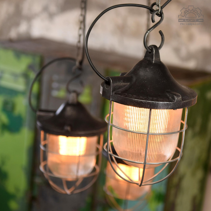 Lampa industrialna C-200 RWSO Sopot z lat 60'