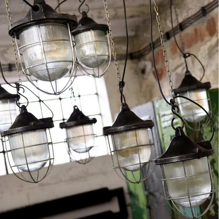 Lampa industrialna C-200 RWSO Sopot z lat 60'