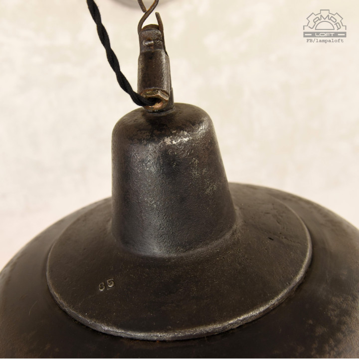 Lampa industrialna z lat 30' nr.kat 12011 z fabryki Antoniego Marciniaka