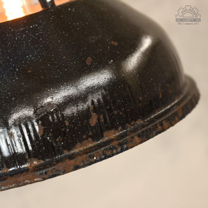 Emaliowana lampa industrialna z lat 70'