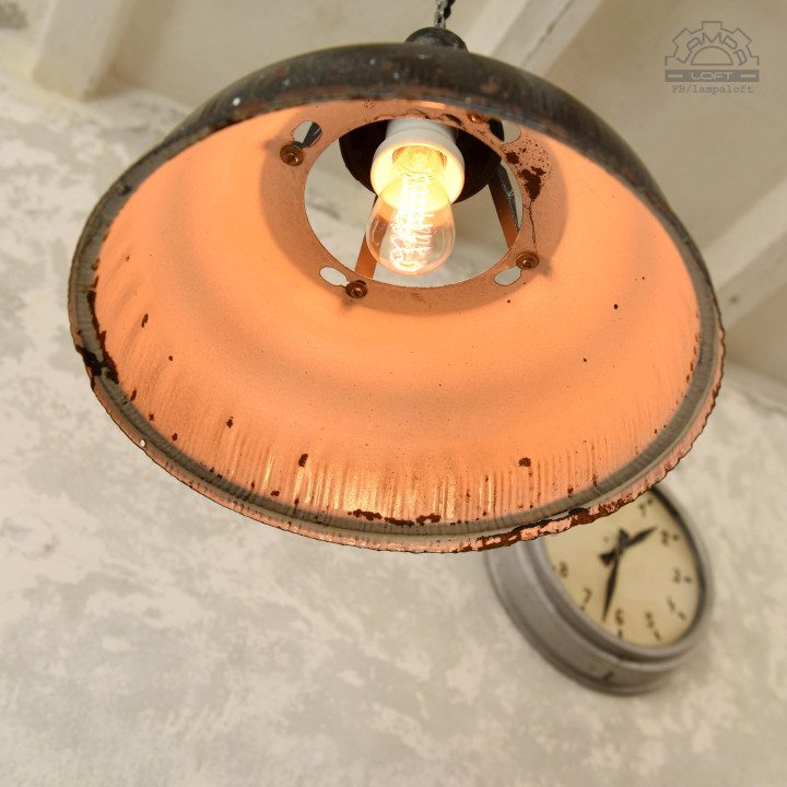 Emaliowana lampa industrialna z lat 70'
