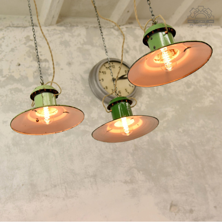 Radzieckie lampy industrialne z lat 60'