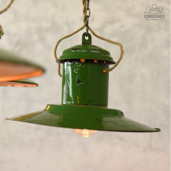 Radzieckie lampy industrialne z lat 60'