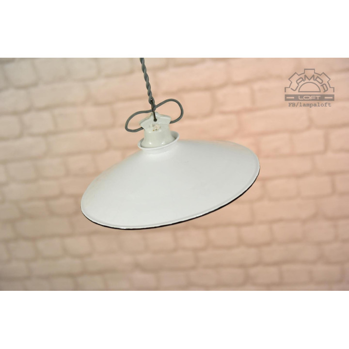Lampa talerzykowa z lat 30'
