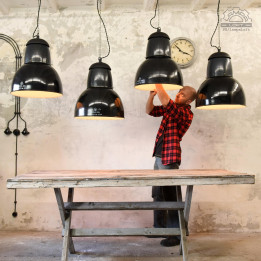 Węgierskie lampy industrialne EKA z lat 60'