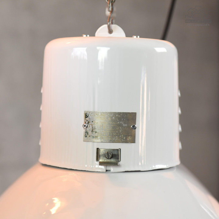 Lampy industrialne ORP-2M z 1975 roku
