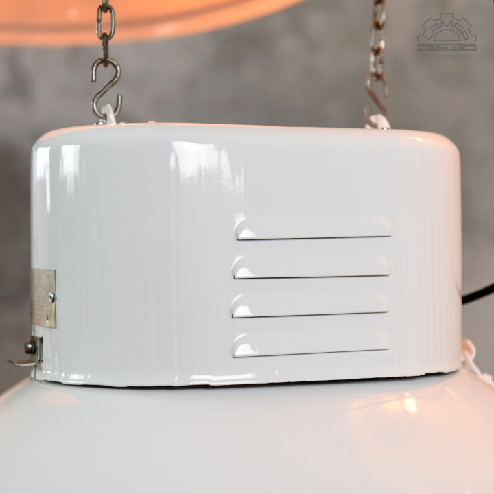 Lampy industrialne ORP-2M z 1975 roku
