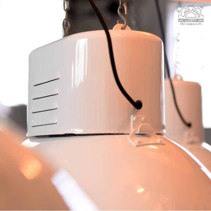 Lampy industrialne ORP-2M z 1975 roku