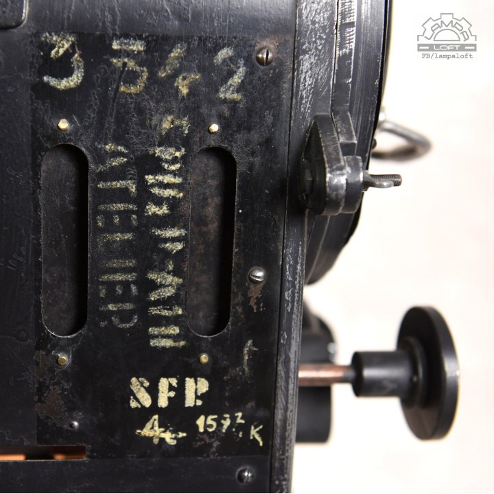 Reflektory filmowe z 1945 i 1946 roku