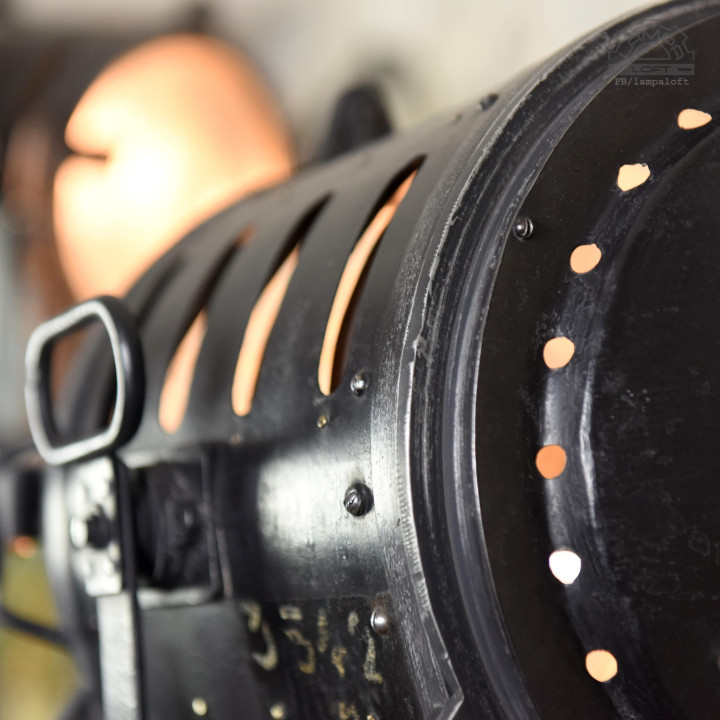 Reflektory filmowe z 1945 i 1946 roku