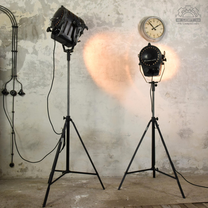 Reflektory filmowe z 1945 i 1946 roku