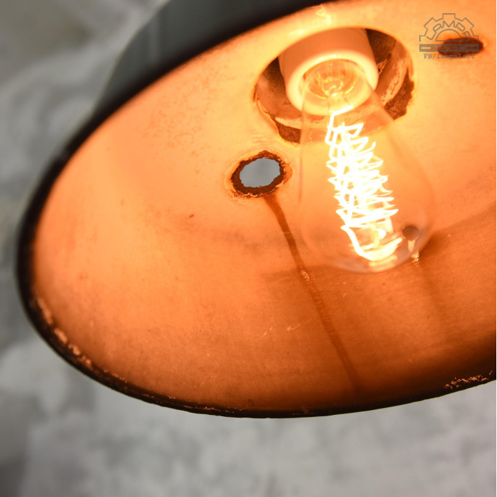 Lampy industrialne OBs-2 z lat 60'