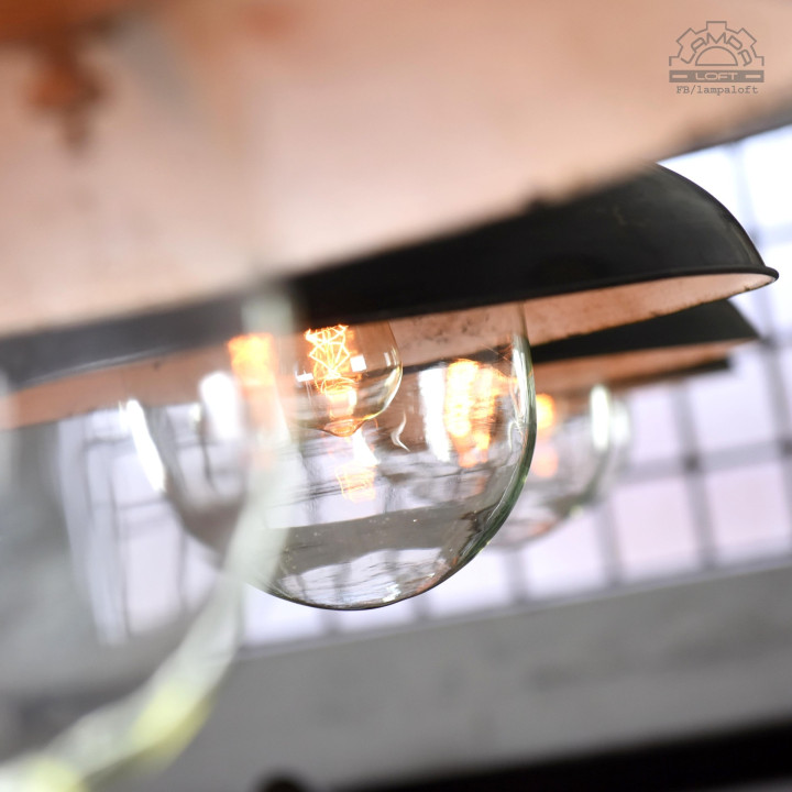 Lampa industrialna z lat 30' nr.kat 12010 z fabryki Antoniego Marciniaka