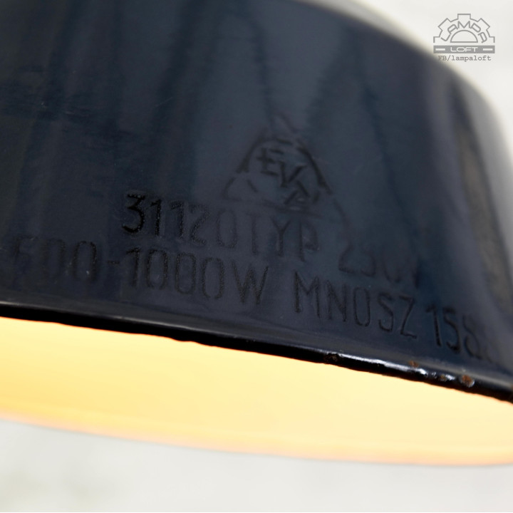 Węgierskie lampy industrialne EKA z lat 50'