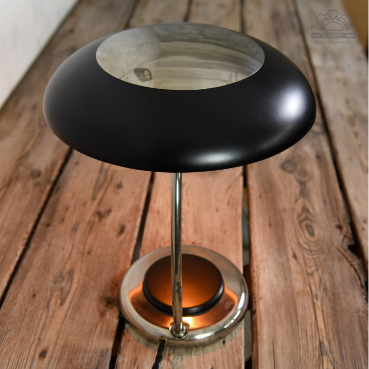 Lampa gabinetowa VEB Leuchtenbau NARVA