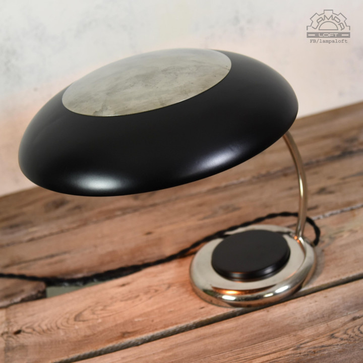 Lampa gabinetowa VEB Leuchtenbau NARVA