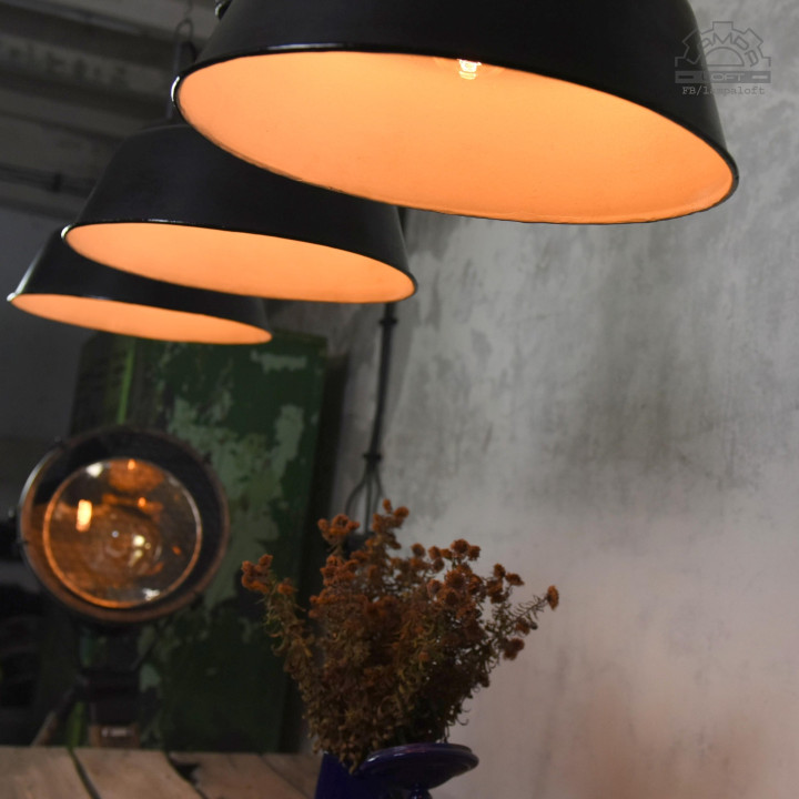 Lampy industrialne OŻb-2 i OŻb-3 z lat 50'