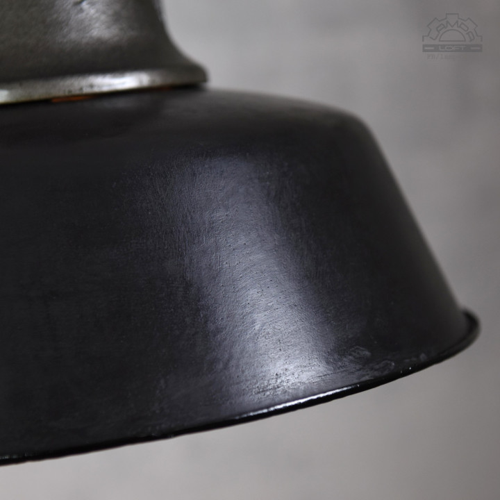 Lampy industrialne OŻb-2 i OŻb-3 z lat 50'