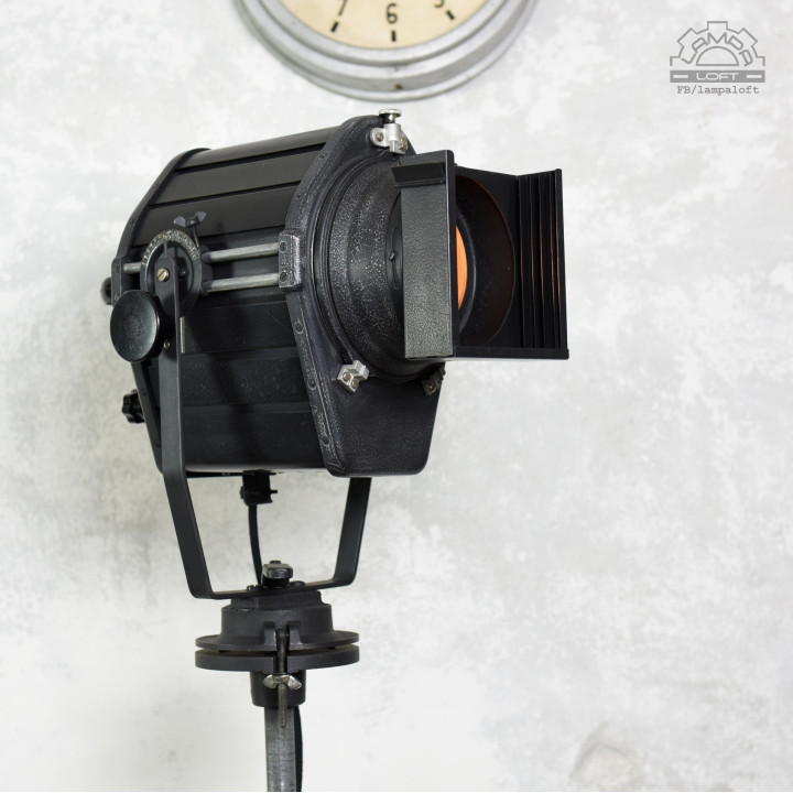 Reflektory filmowe z lat 70'