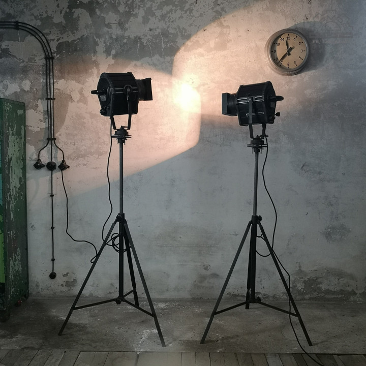 Reflektory filmowe z lat 70'