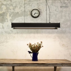 Lampa industrialna FAMOR z lat 80'