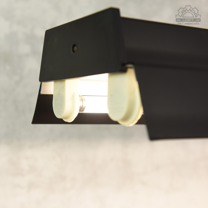 Lampa industrialna FAMOR z lat 80'