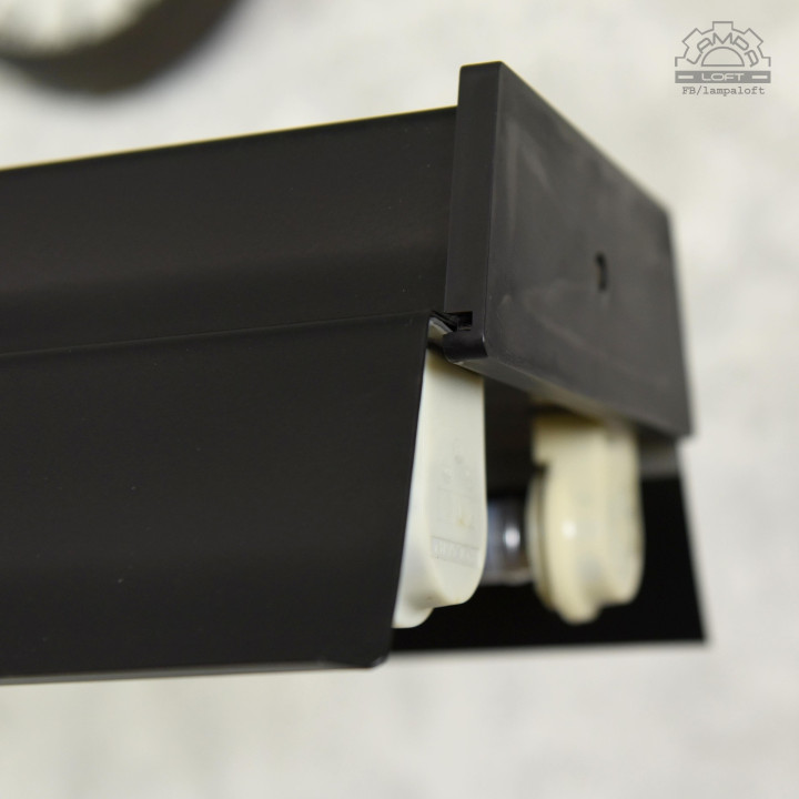 Lampa industrialna FAMOR z lat 80'