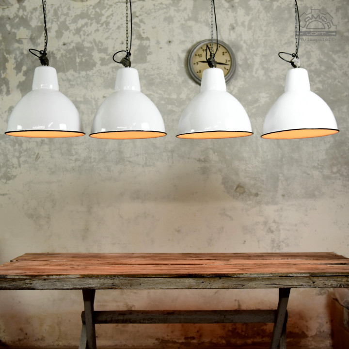 Duża lampa industrialna z lat 70' OBg-4