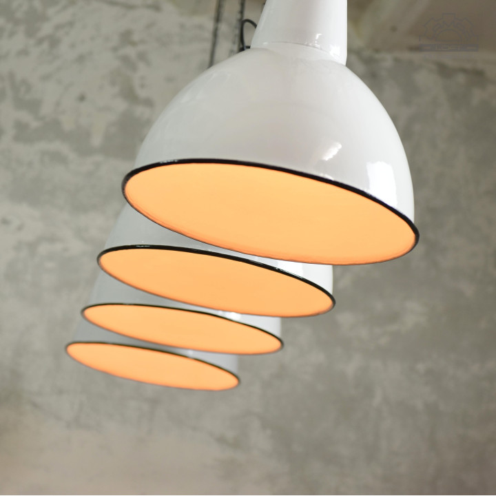 Duża lampa industrialna z lat 70' OBg-4