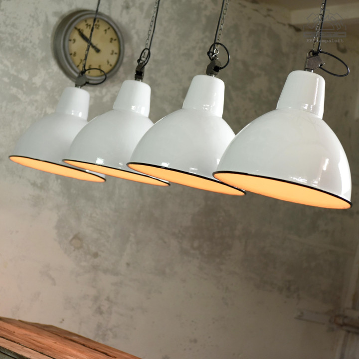 Duża lampa industrialna z lat 70' OBg-4