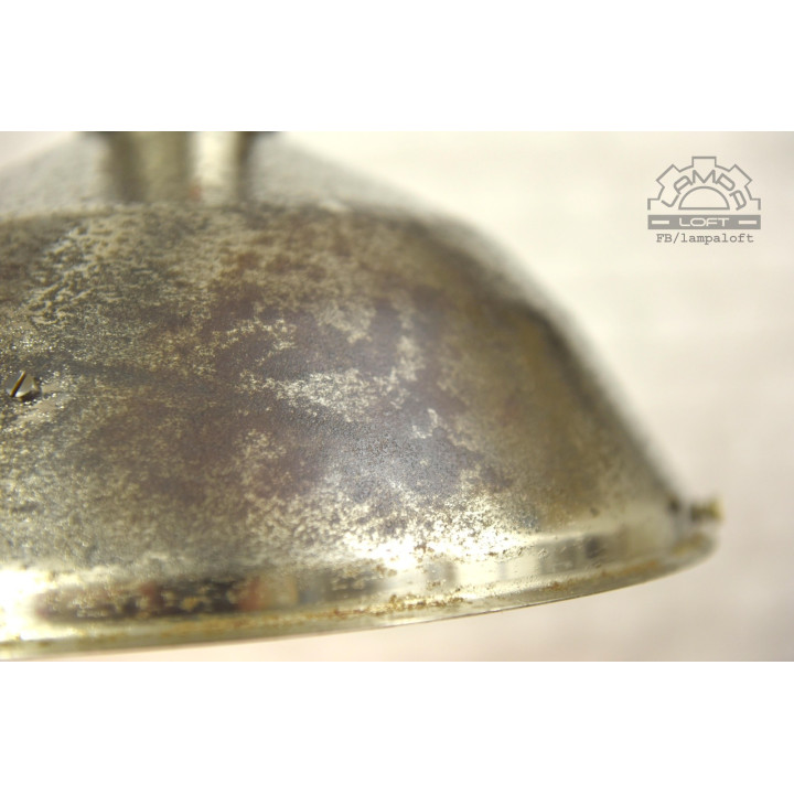 Stara lampa medyczna
