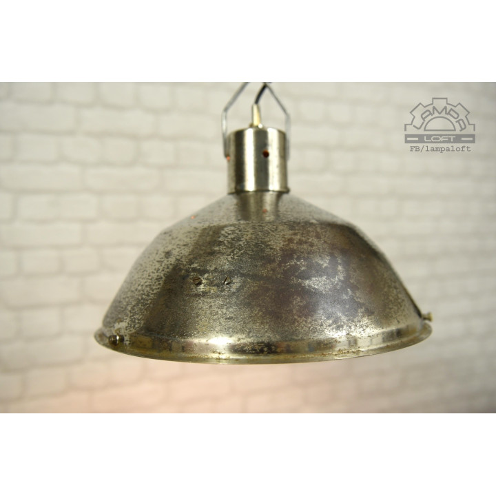 Stara lampa medyczna