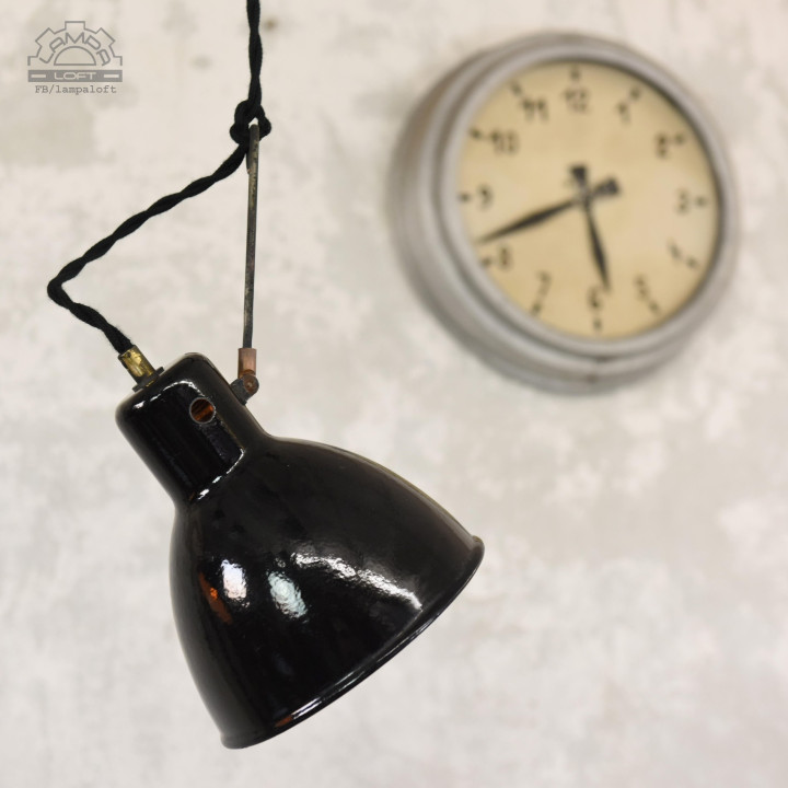 Niemieckie lampy emaliowane z lat 20/30' KANDEM