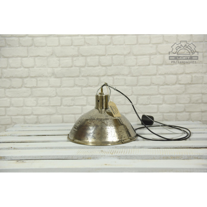 Stara lampa medyczna