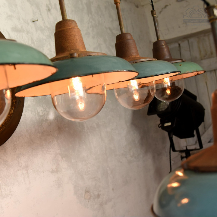 Lampy emaliowane z lat 50'