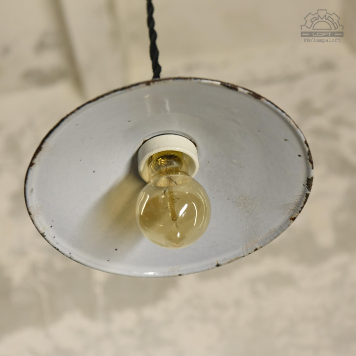 Lampy emaliowane talerzykowe z lat 30'
