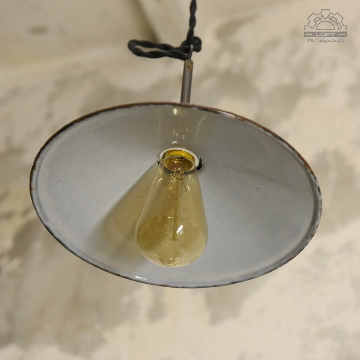 Lampy emaliowane talerzykowe z lat 30'
