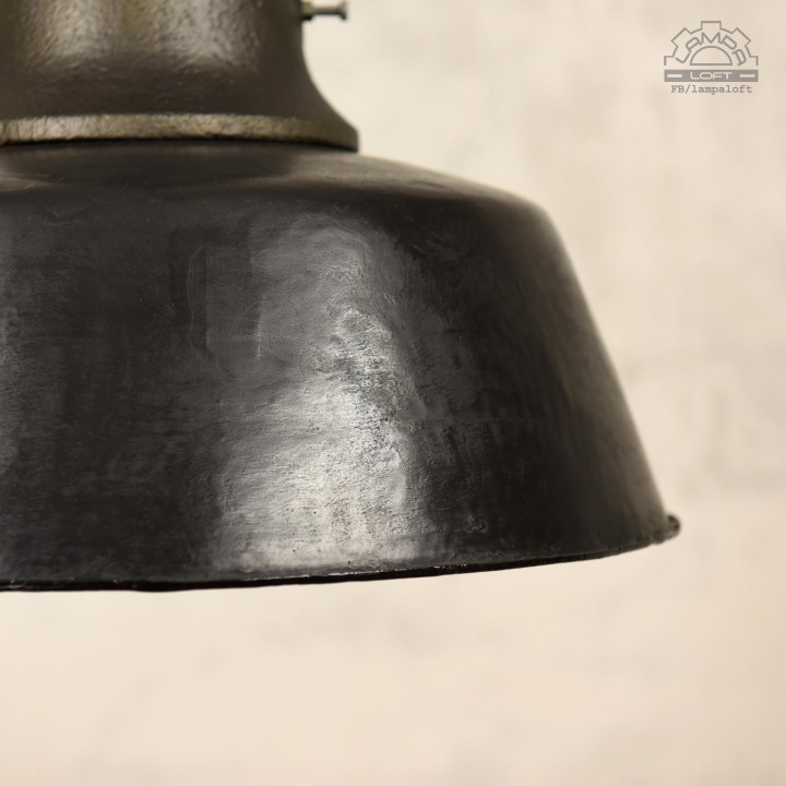 Lampa industrialna OŻb-2 z lat 50'