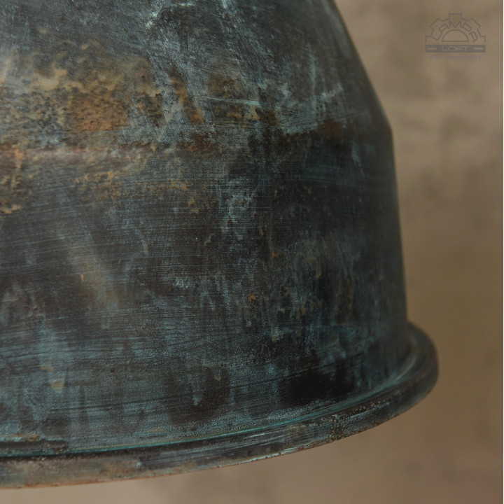 Lampy loftowe - miedziana patyna