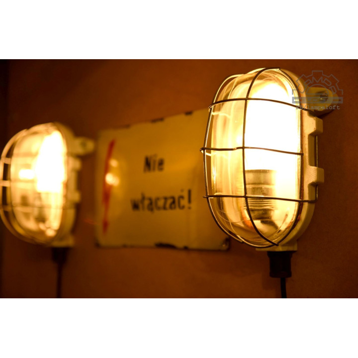 Kinkiet porcelanowy z lat 50'