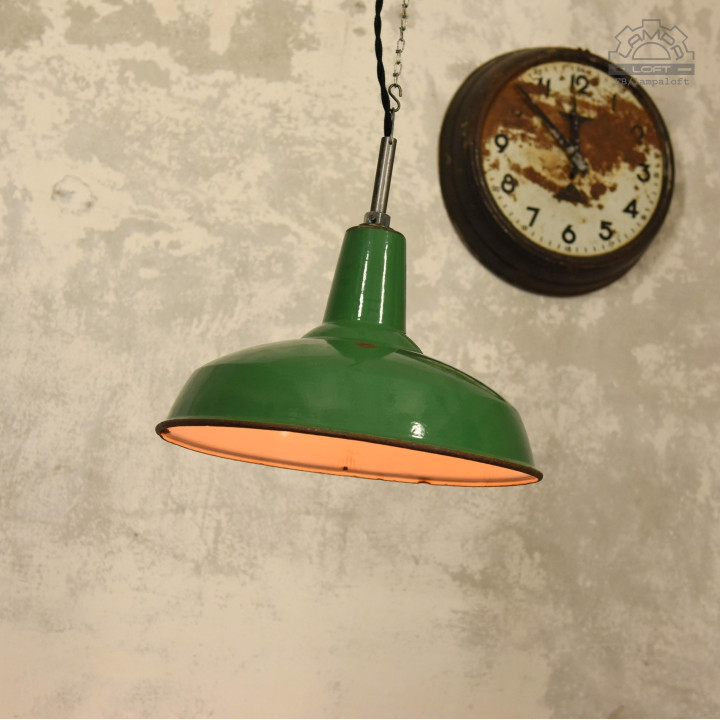 Lampa emaliowana Benjamin Electric z lat 50"