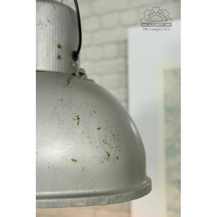 lampa industrialna ORP-2-1 z lat 70