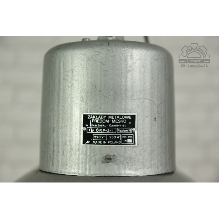 lampa industrialna ORP-2-1 z lat 70