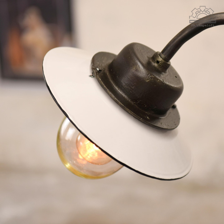Kinkiety industrialne C-11N